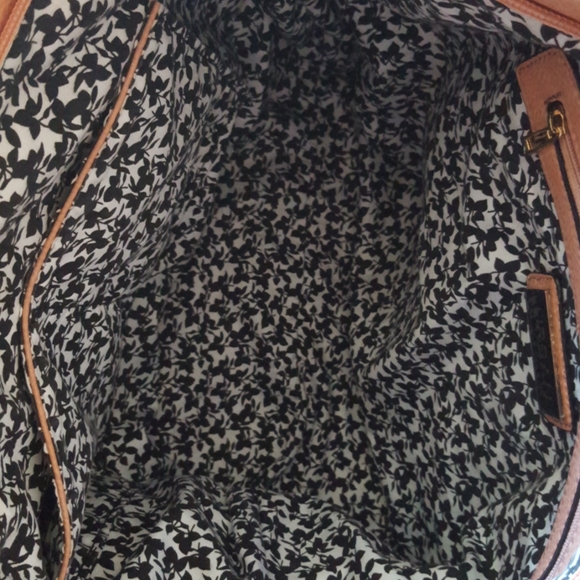 Handbag - Picture 6 of 6